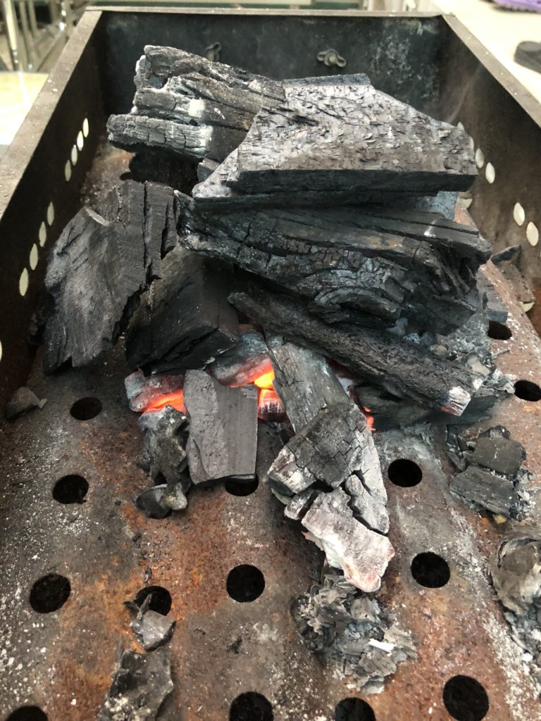 大きめの木炭を追加